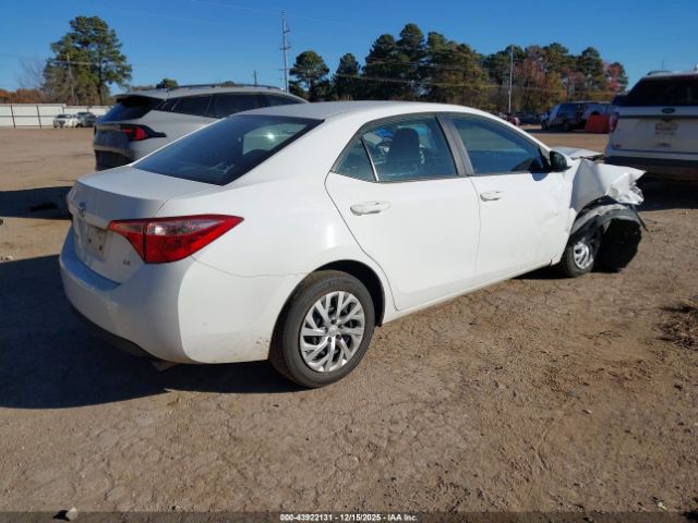 2019 TOYOTA COROLLA 2T1BURHE6KC242978 Photo 3