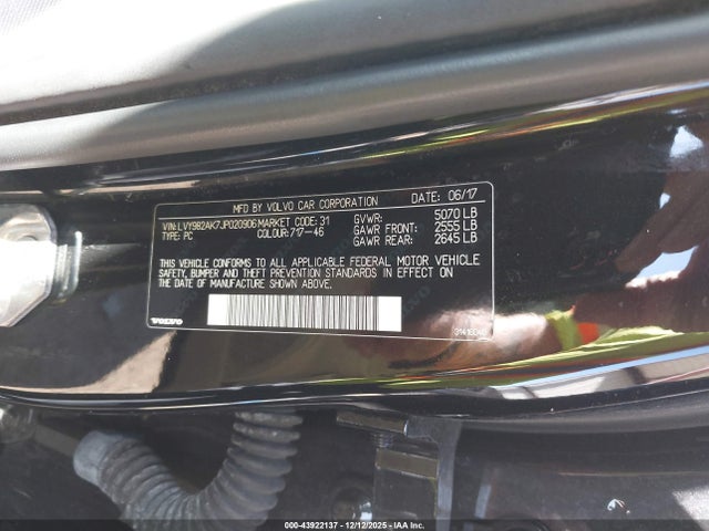 2018 VOLVO S90 LVY982AK7JP020906 Photo 8