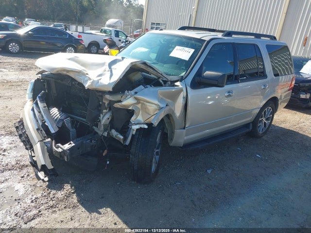 Ford Expedition Xlt 2017 1FMJU1HT0HEA28436 Image 2