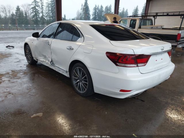 2014 LEXUS LS 460 JTHCL5EF7E5020995 Photo 2