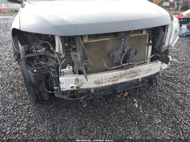 5N1DR2MM1JC616480 Nissan Pathfinder S
