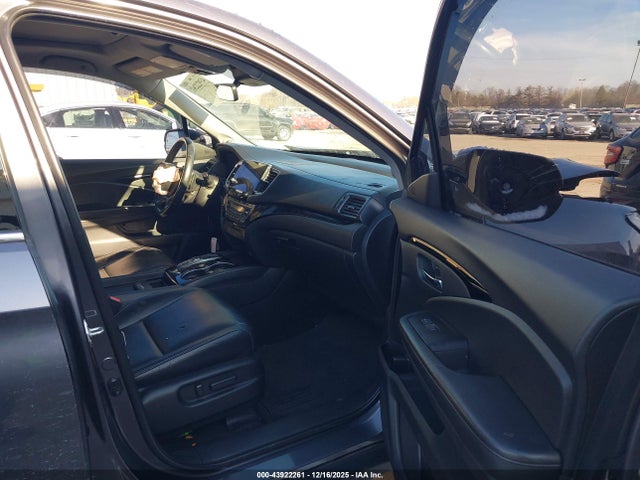 43922261 :رقم المزاد ، 5FNYF6H9XKB018470 vin ، 2019 Honda Pilot Touring مزاد بيع