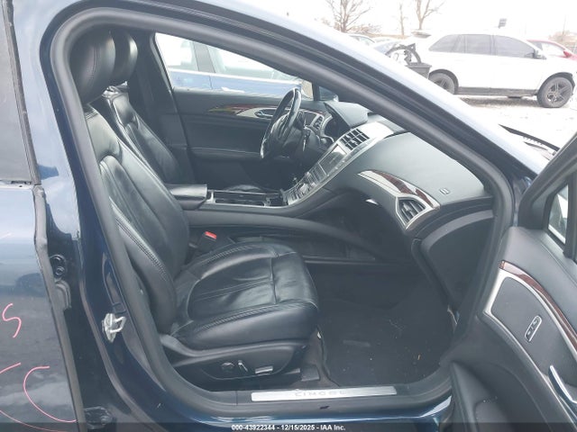 2017 LINCOLN MKZ 3LN6L5E95HR653761 Photo 4