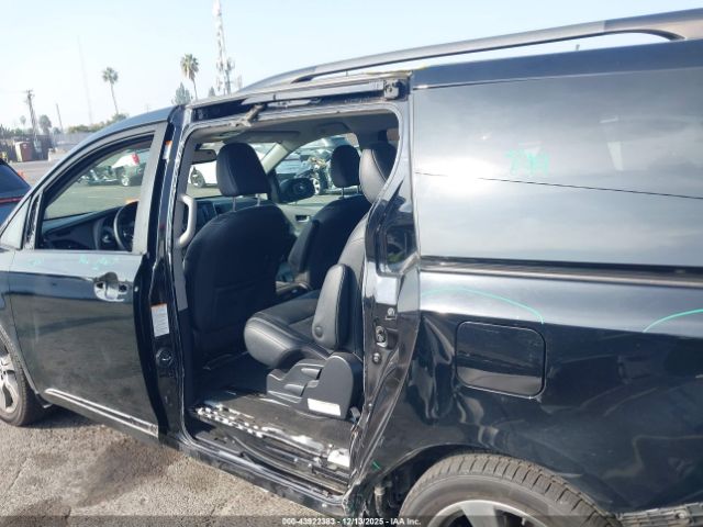 2019 TOYOTA SIENNA 5TDXZ3DC1KS970501 Photo 5
