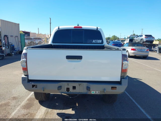 Toyota Tacoma Base V6/trd Pro 2015 3TMLU4EN3FM197765 Image 16