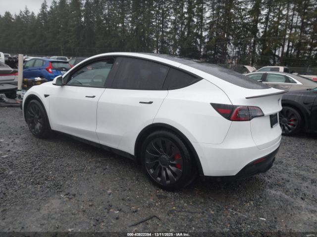2022 TESLA MODEL Y 7SAYGDEF3NF495518 Photo 2