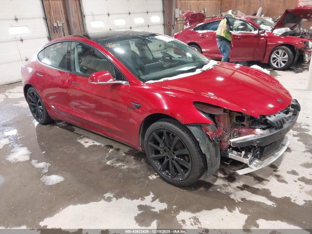 2019 TESLA MODEL 3 5YJ3E1EA6KF411574 Photo 0