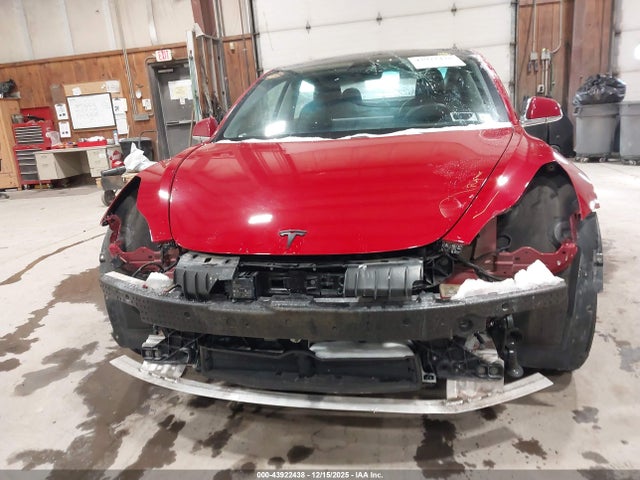 2019 TESLA MODEL 3 5YJ3E1EA6KF411574 Photo 5
