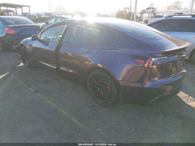 2024 TESLA MODEL 3 5YJ3E1ET9RF782255 Photo 2