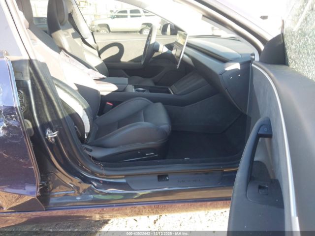 2024 TESLA MODEL 3 5YJ3E1ET9RF782255 Photo 4