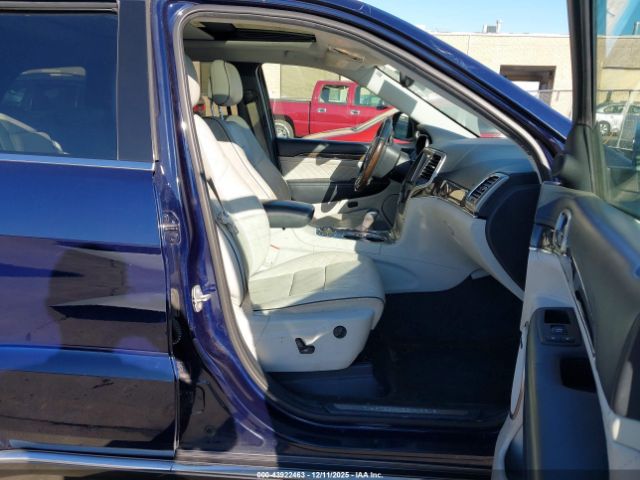 2017 JEEP GRAND CHEROKEE 1C4RJFJT7HC783571 Photo 4