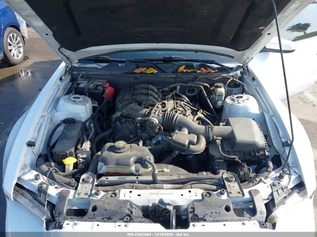 1ZVBP8AM4E5278377 Ford Mustang V6 Premium