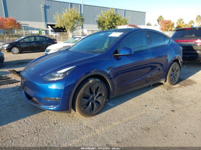 2024 TESLA MODEL Y 7SAYGDED0RF119380 Photo 1