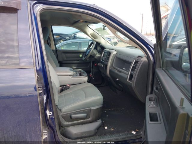 2017 RAM 1500 1C6RR6FGXHS524316 Photo 4