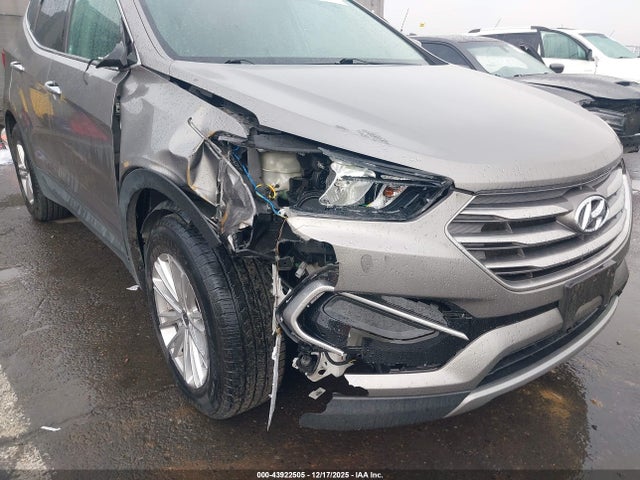 5XYZTDLB0HG440101 Hyundai Santa Fe Sport 2.4l