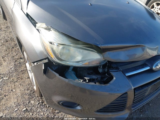 1FADP3K2XEL150027 Ford FOCUS SE