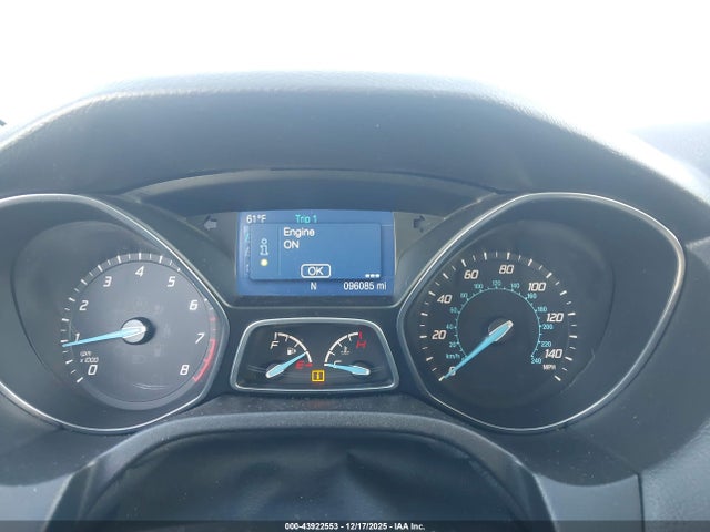 1FADP3K2XEL150027 Ford FOCUS SE