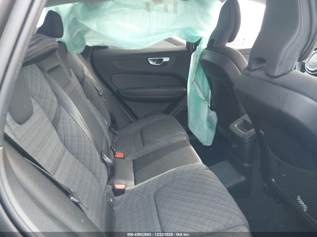 2023 VOLVO XC60 RECHARGE PLUG-IN HYBRID YV4H60DV1P1226136 Photo 7