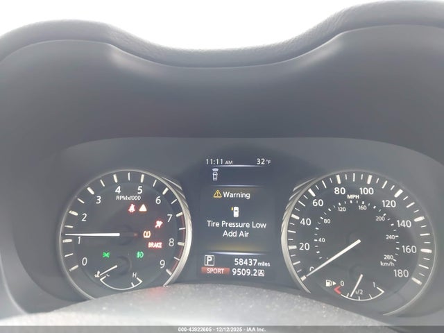 43922605 :رقم المزاد ، JN1EV7BRXNM341727 vin ، 2022 Infiniti Q50 Luxe Awd مزاد بيع