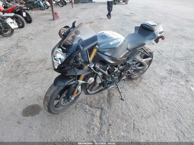 Suzuki GSX-R750 2025 JS1GR7MA6S7100480 Image 2