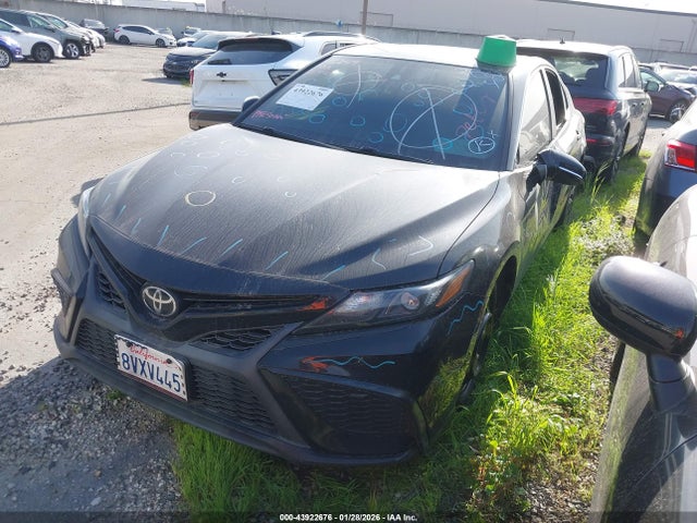 4T1T11AK8MU568748 Toyota CAMRY SE