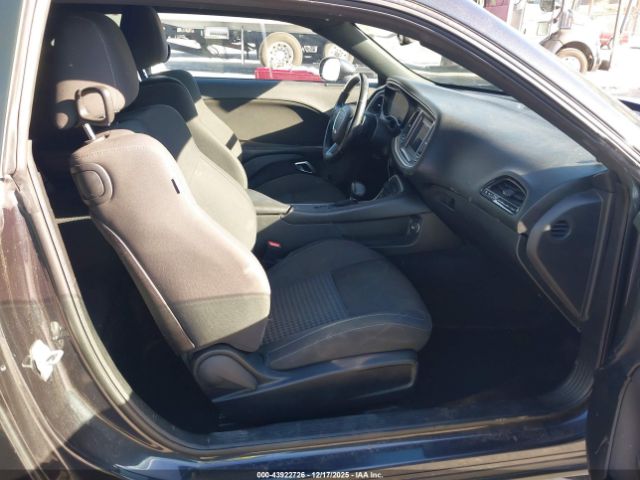2019 DODGE CHALLENGER 2C3CDZBT0KH660488 Photo 4