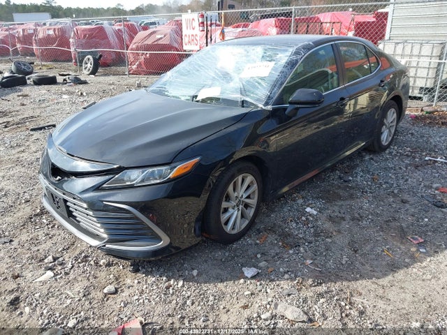 4T1C11AK6MU593695 Toyota CAMRY LE