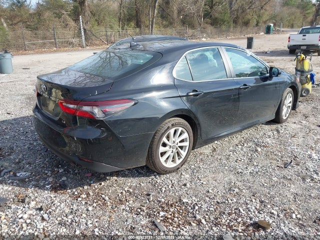 4T1C11AK6MU593695 Toyota CAMRY LE