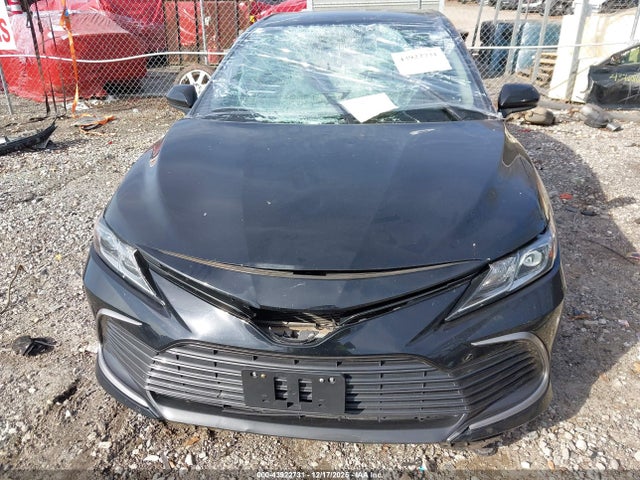 4T1C11AK6MU593695 Toyota CAMRY LE