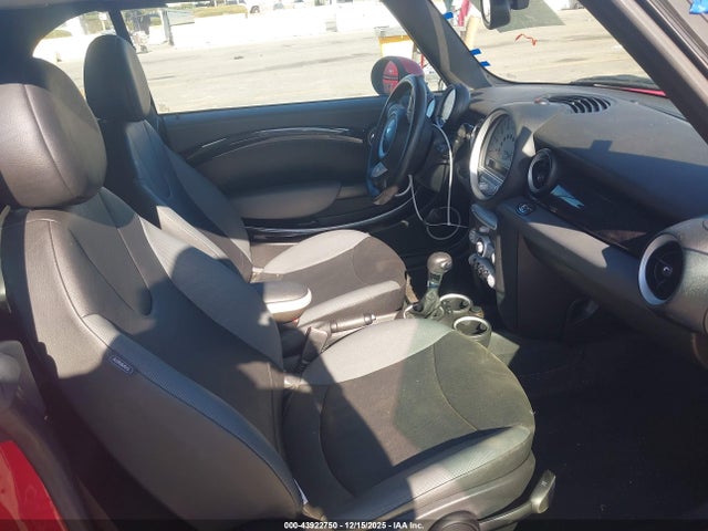2009 MINI COOPER WMWMR33509TU96300 Photo 4
