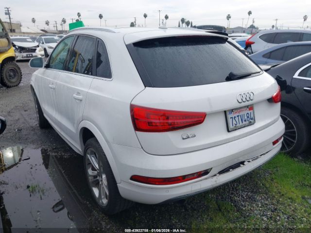 2016 AUDI Q3 WA1BFCFSXGR021410 Photo 2