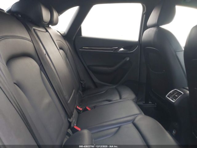 2016 AUDI Q3 WA1BFCFSXGR021410 Photo 7