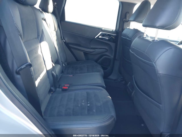 2022 MITSUBISHI OUTLANDER JA4J4UA81NZ032506 Photo 7