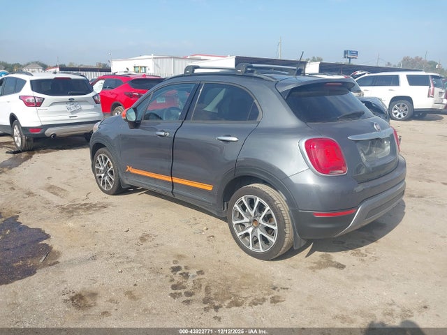 2018 FIAT 500X ZFBCFXCB5JP712274 Photo 2