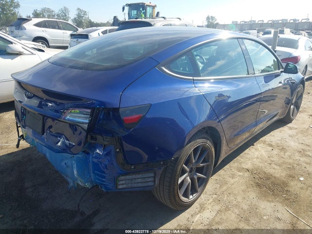 2021 TESLA MODEL 3 5YJ3E1EB0MF939025 Photo 3