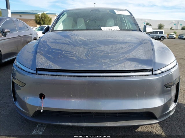 Tesla Model Y Rwd 2026 7SAYGDEDXTF445937 Image 11