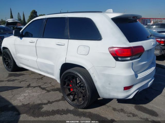 2021 JEEP GRAND CHEROKEE 1C4RJFDJ0MC576993 Photo 2