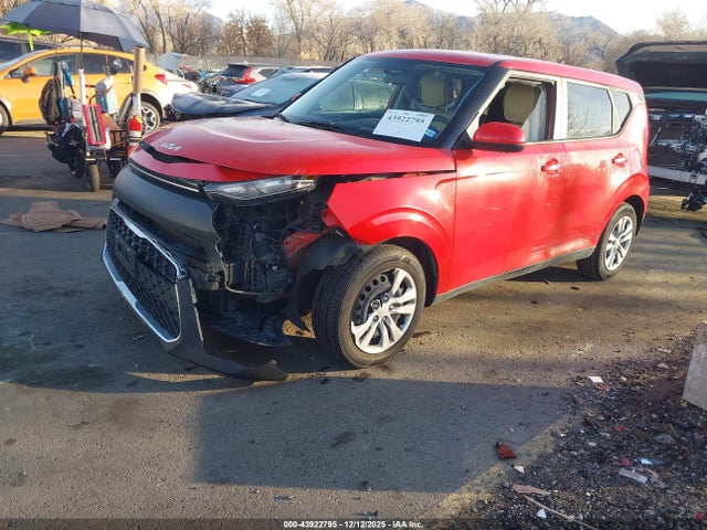 KIA SOUL LX 2022 KNDJ23AU6N7150209 Image 2