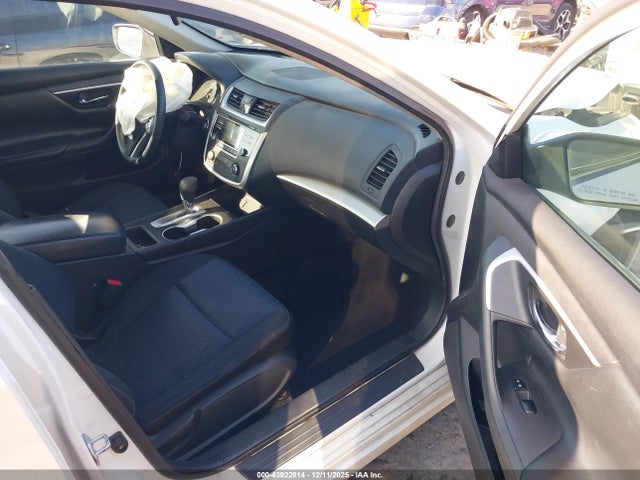 Nissan Altima 2.5 S 2016 1N4AL3AP1GC113222 Image 5