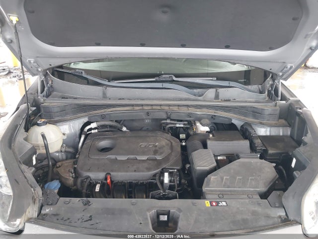 KNDPMCAC6H7277896 KIA Sportage Lx