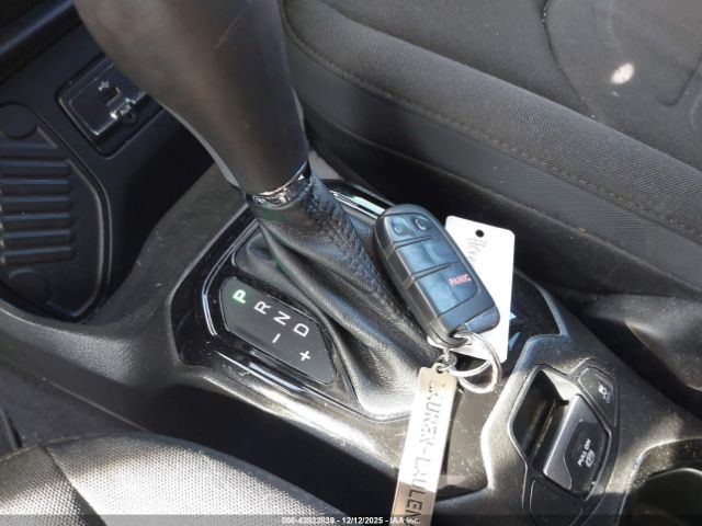 2017 JEEP RENEGADE ZACCJABB9HPF75704 Photo 10