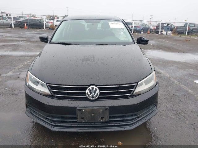 3VW267AJ8GM217758 Volkswagen Jetta 1.4t S