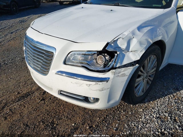 Продажа на аукционе авто 2013 Chrysler 300 Motown, vin: 2C3CCARG4DH556666, номер лота: 43922917