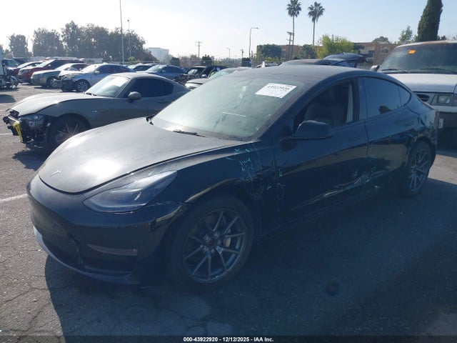 2022 TESLA MODEL 3 5YJ3E1EBXNF134442 Photo 1