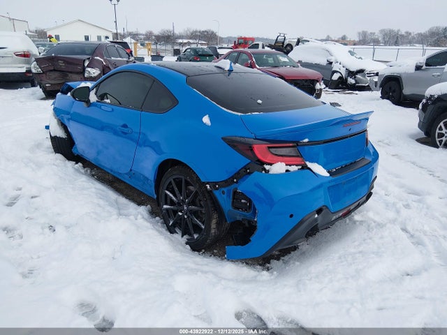 2023 TOYOTA GR86 JF1ZNBF17P8757533 Photo 2
