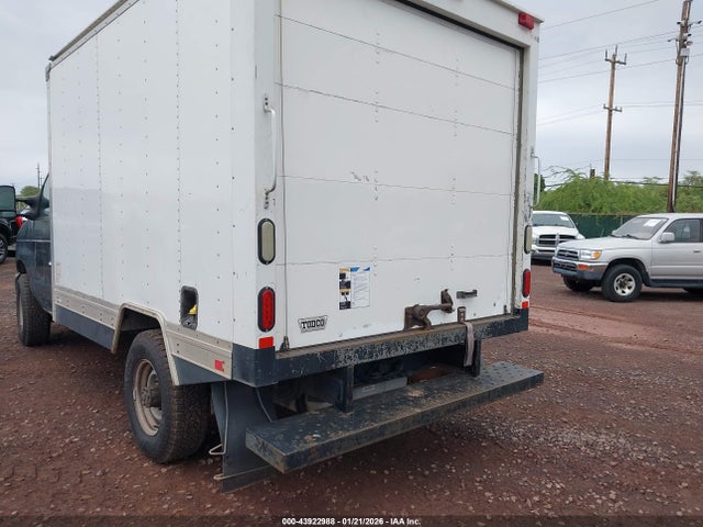 Ford E-350 Cutaway 2016 1FDWE3FL9GDC15728 Image 16