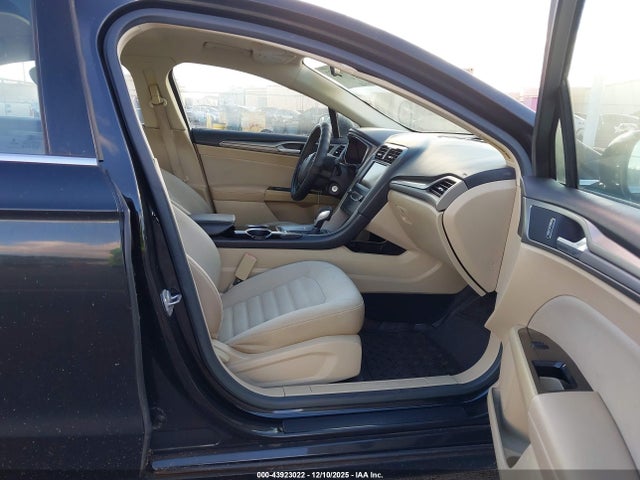 Auction sale of the 2014 Ford Fusion Se, vin: 3FA6P0HD1ER106855, lot number: 43923022
