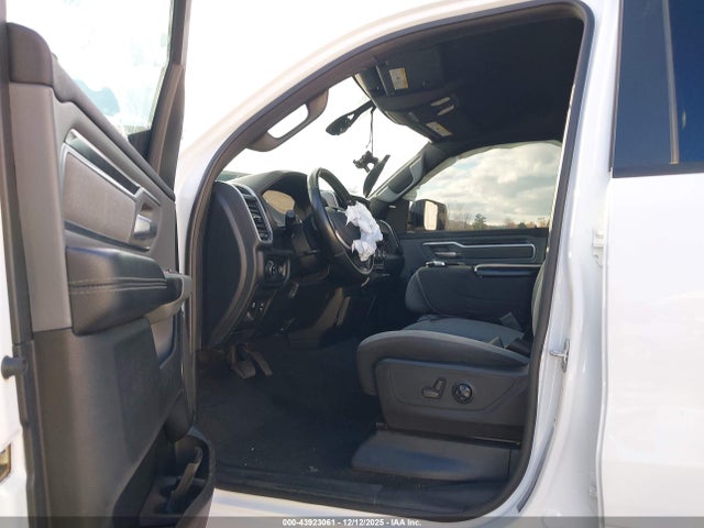 2021 RAM 1500 1C6SRFMTXMN662903 Photo 4