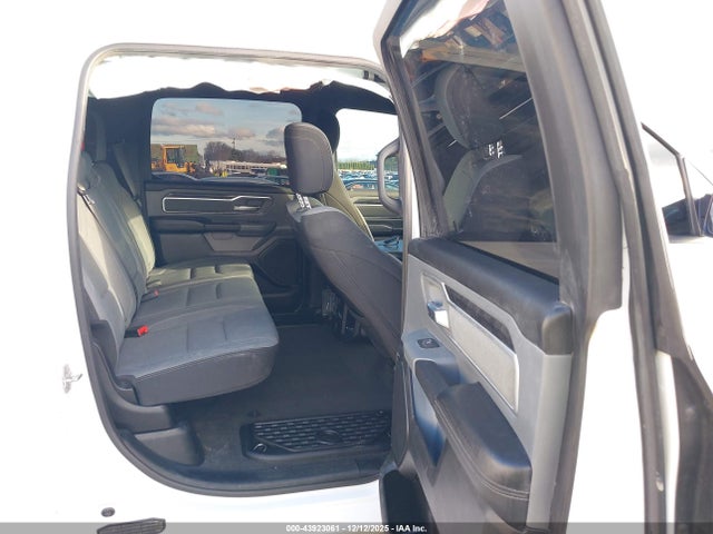 2021 RAM 1500 1C6SRFMTXMN662903 Photo 7