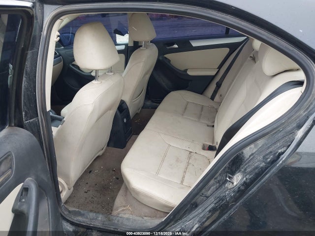 Продажа на аукционе авто 2011 Volkswagen Jetta 2.0l Tdi, vin: 3VWLL7AJ6BM101299, номер лота: 43923090